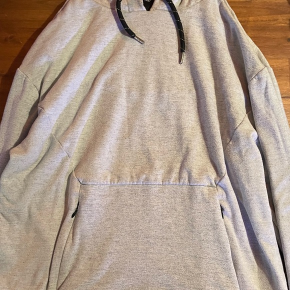 Hoodie for men size med. front pocket with zippers. Grey & hint of yellow - Picture 5 of 6